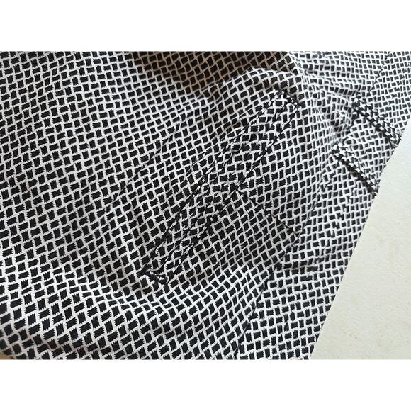 Size 10 Khakis by Gap Women's Slim City Stretch Pants Black &‎ White - Picture 8 of 8